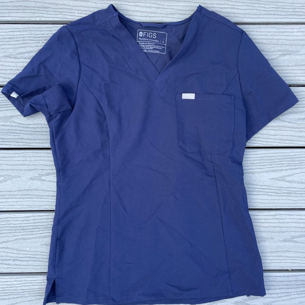 FIGS Women's Navy Catarina Slim Scrub Top - S